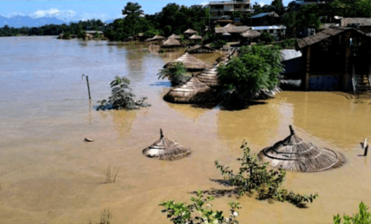 Flood Safety in Sauraha: A Visitor's Guide to Staying Safe During the Monsoon (2026) β Sauraha Nepal travel guide