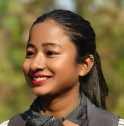 Asmita Mahato, jungle guide in Sauraha, Chitwan