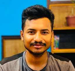 Upakar Mahato, jungle guide in Sauraha, Chitwan